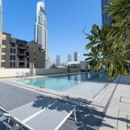 Posh 2-Bedroom Flat In The Heart Of Downtown, Dubai! Esterno foto